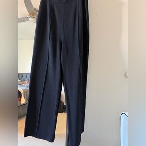 St. John Elegant Black Dress Pants